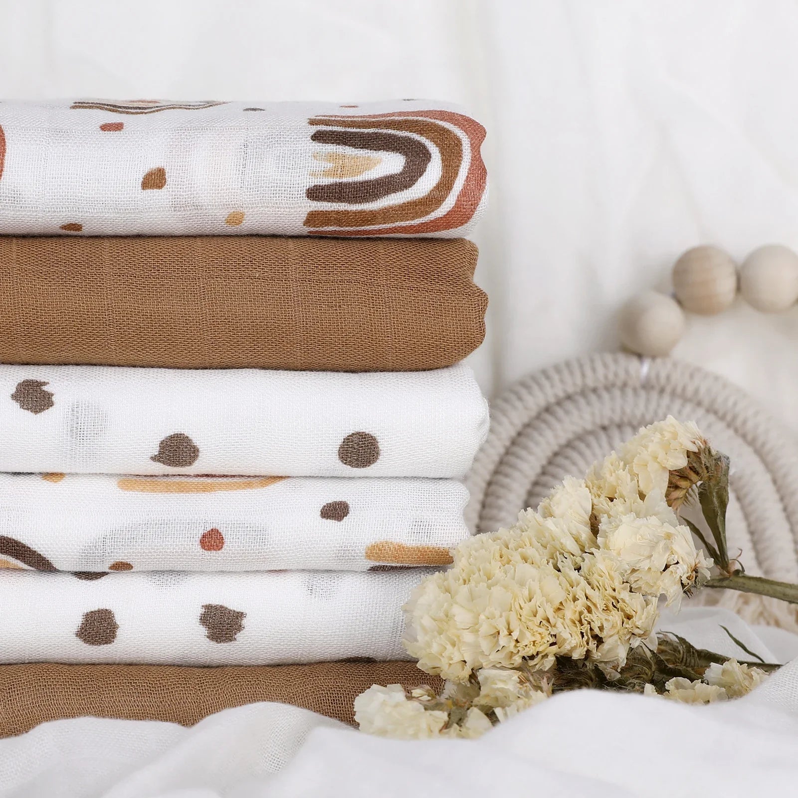 70% Bamboo 30% Cotton Baby Swaddle Newborn Muslin Swaddle Blanket for Girls & Boys Soft Baby Bath Towel Cute Infants Baby Bibs